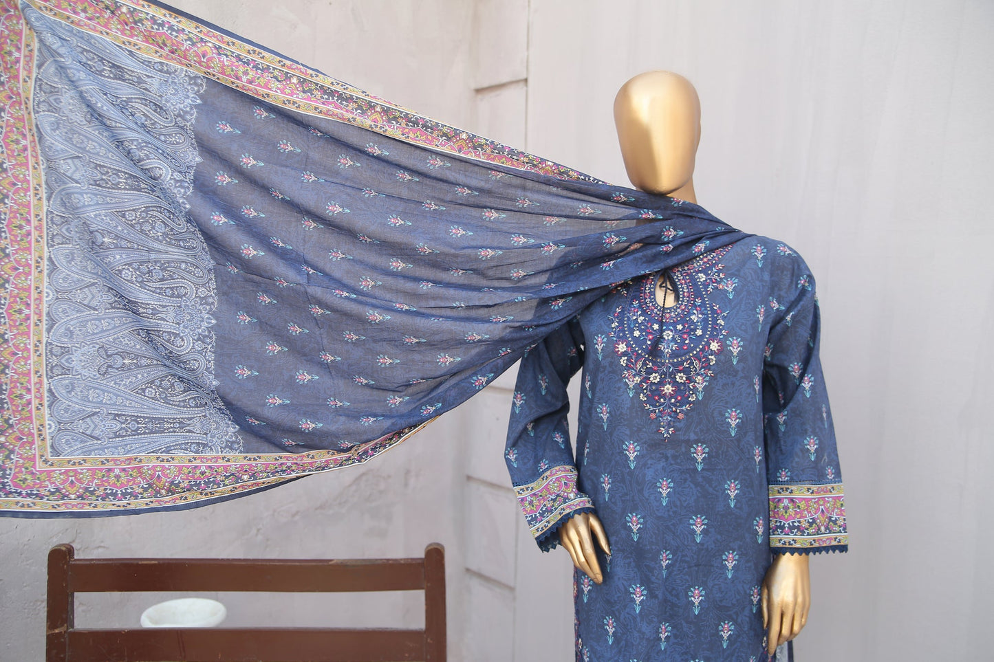 Girl woman Printed Embroidered Lawn Stitch Shirt Kurti Frock Cotton Dupatta Printed Trouser