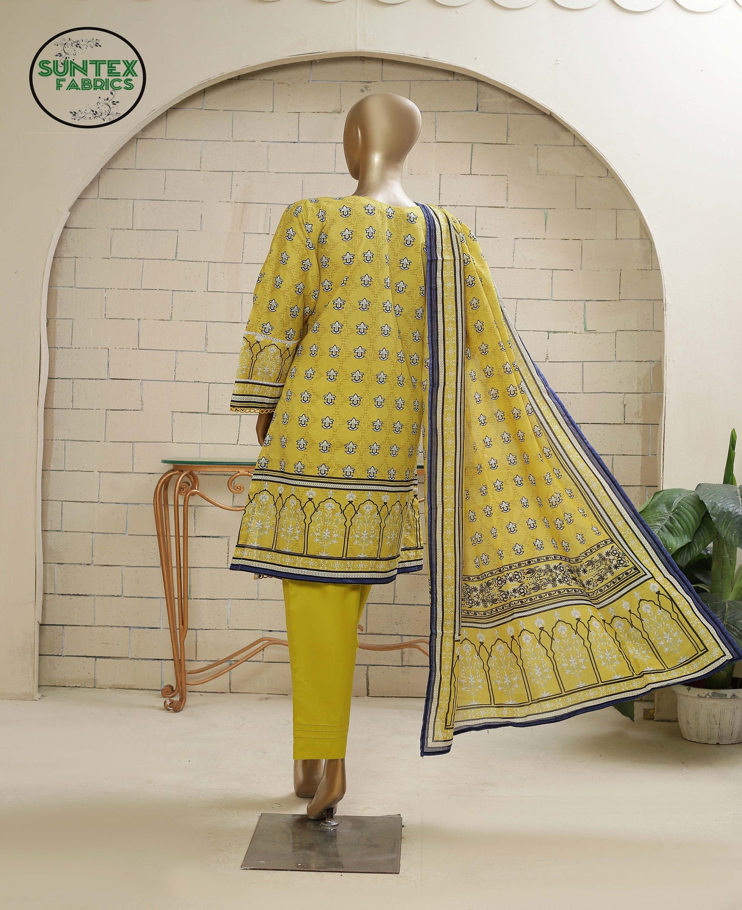 Woman Printed Lawn Stitch Shirt (Kurti) with Dupatta & Trouser